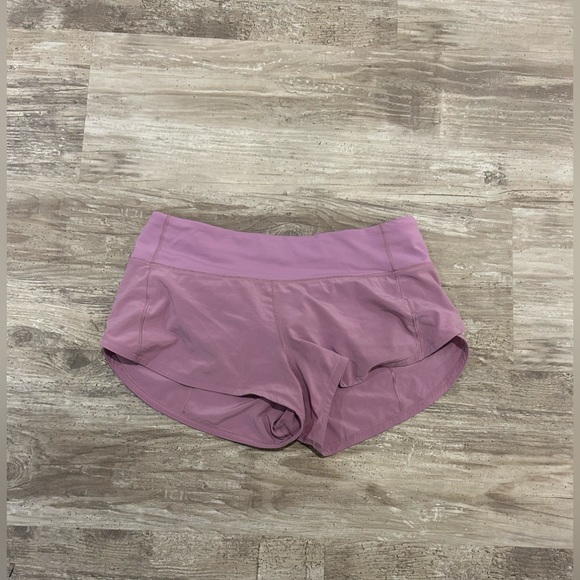 Lululemon Speed Up Short 2.5"
Lilac Quartz 4 - Picture 2 of 3
